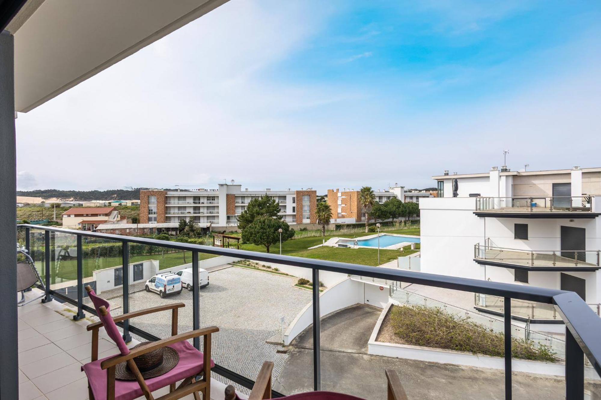 Sol E Mar T3 - By Smarthomes São Martinho do Porto Esterno foto